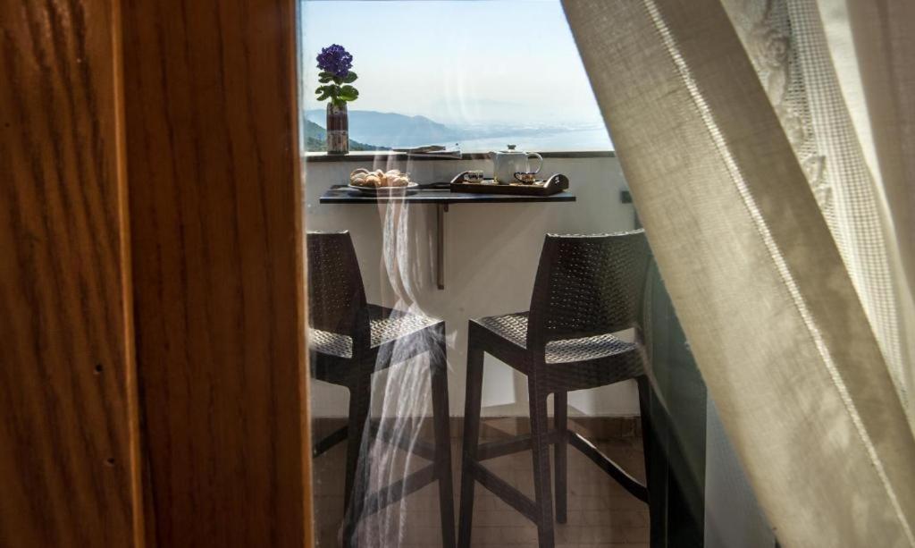 Vietri Casa Rosaria Amalfi Coast Bed & Breakfast エクステリア 写真